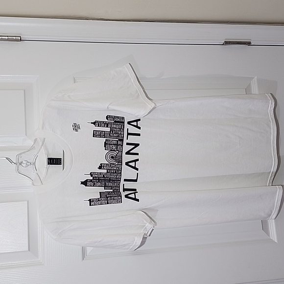 "Atlanta" Lightweight TShirt - Picture 1 of 3